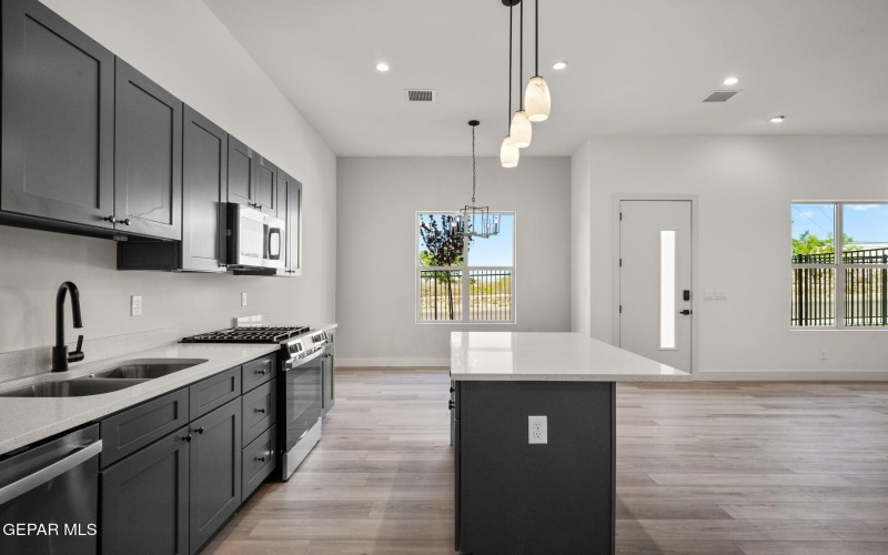 201 Desert Pass Street unit: B-9, El Paso, TX 79912, 3 Bedrooms Bedrooms, ,2 BathroomsBathrooms,Residential,For Sale,201 Desert Pass Street unit: B-9,0,941271