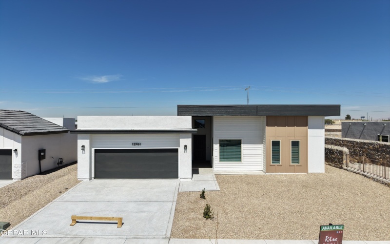 13761 Centro Vista Avenue, Horizon City, TX 79928, 4 Habitaciones Habitaciones , ,3 BañosBaños,Residential,En Venta,13761 Centro Vista Avenue,0,941273