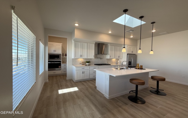 13761 Centro Vista Avenue, Horizon City, TX 79928, 4 Habitaciones Habitaciones , ,3 BañosBaños,Residential,En Venta,13761 Centro Vista Avenue,0,941273