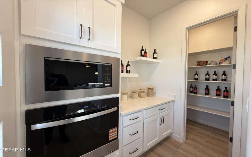 13761 Centro Vista Avenue, Horizon City, TX 79928, 4 Habitaciones Habitaciones , ,3 BañosBaños,Residential,En Venta,13761 Centro Vista Avenue,0,941273