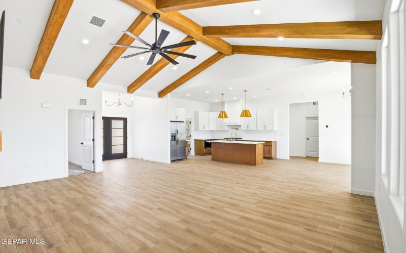 13264 Nacho Alvarado Drive, Clint, TX 79836, 5 Bedrooms Bedrooms, ,3 BathroomsBathrooms,Residential,For Sale,13264 Nacho Alvarado Drive,0,941287