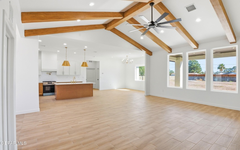 13264 Nacho Alvarado Drive, Clint, TX 79836, 5 Bedrooms Bedrooms, ,3 BathroomsBathrooms,Residential,For Sale,13264 Nacho Alvarado Drive,0,941287