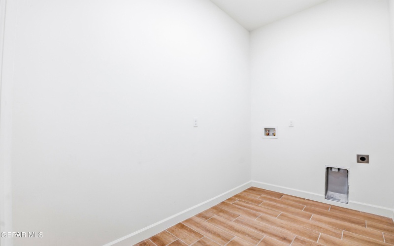 13264 Nacho Alvarado Drive, Clint, TX 79836, 5 Bedrooms Bedrooms, ,3 BathroomsBathrooms,Residential,For Sale,13264 Nacho Alvarado Drive,0,941287