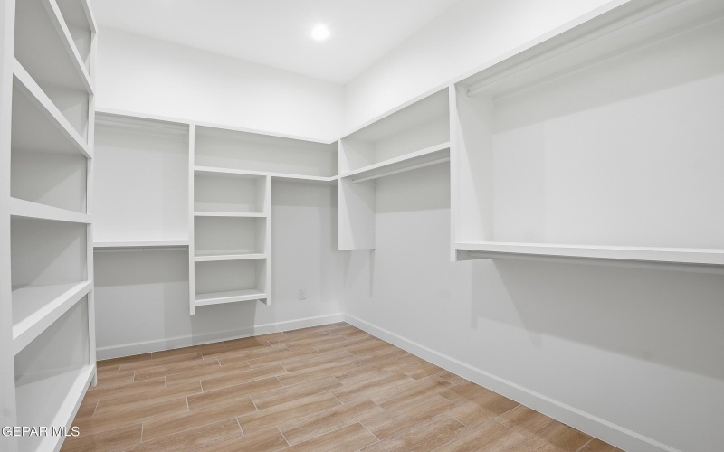 13264 Nacho Alvarado Drive, Clint, TX 79836, 5 Bedrooms Bedrooms, ,3 BathroomsBathrooms,Residential,For Sale,13264 Nacho Alvarado Drive,0,941287