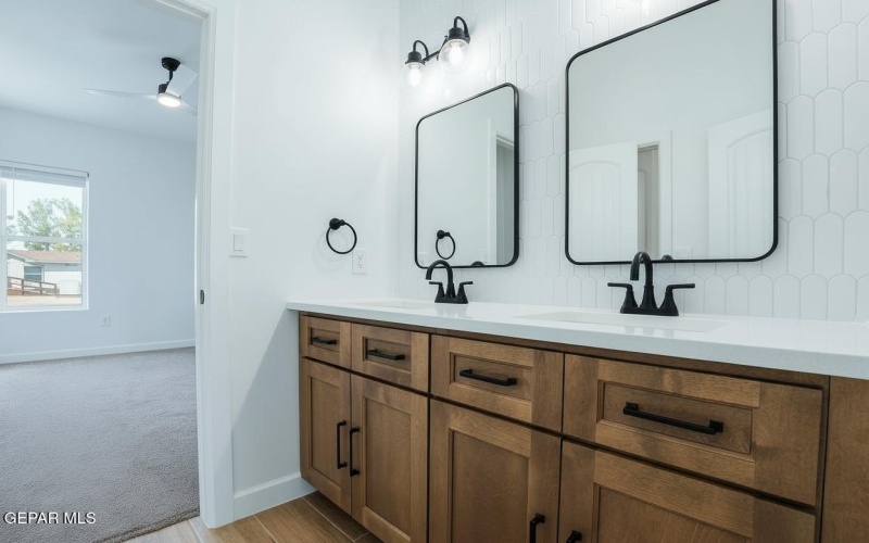 13264 Nacho Alvarado Drive, Clint, TX 79836, 5 Bedrooms Bedrooms, ,3 BathroomsBathrooms,Residential,For Sale,13264 Nacho Alvarado Drive,0,941287