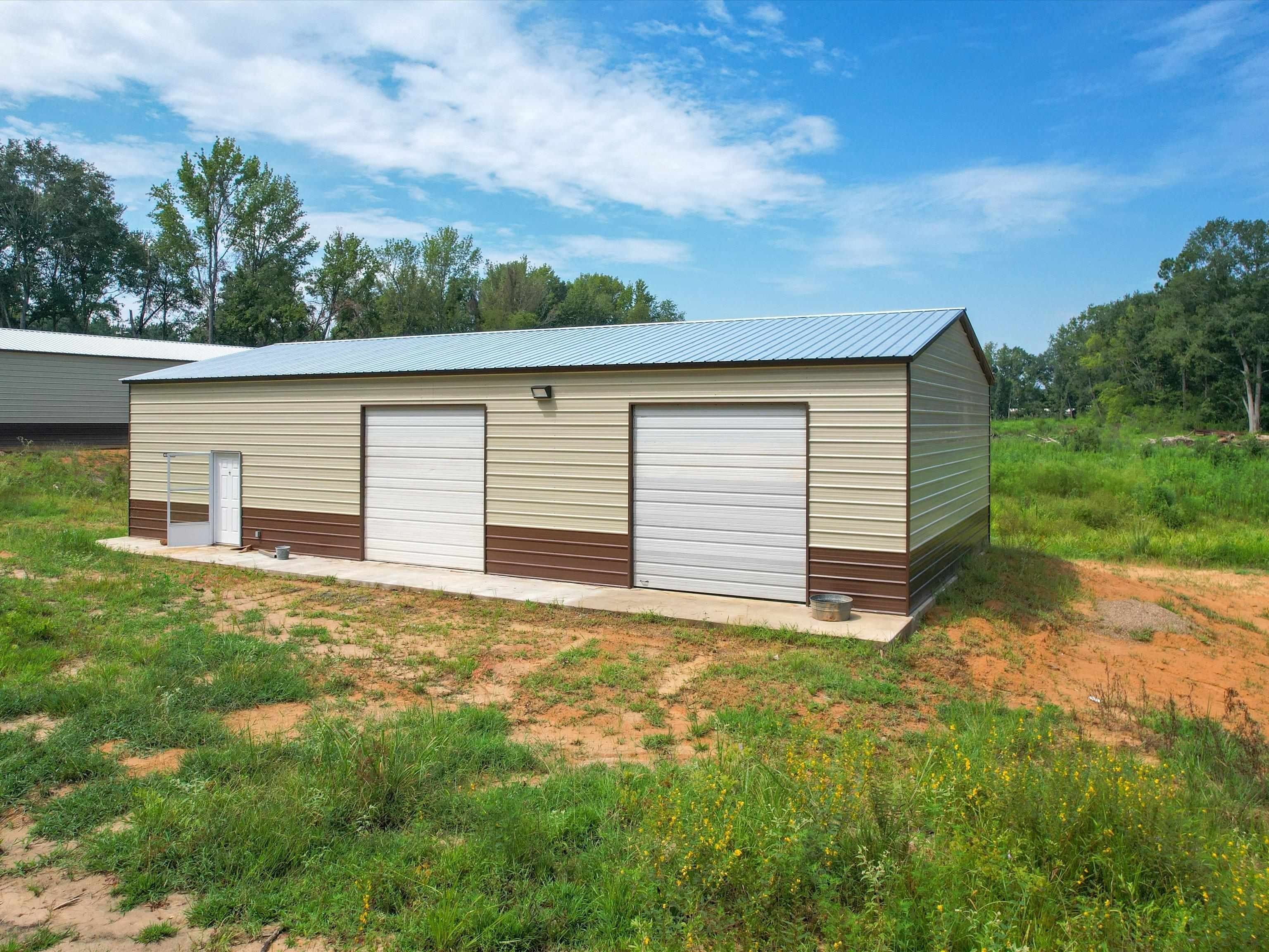 143 REA RD, Gilmer, TX 75644, ,Commercial Sale,For Sale,143 REA RD,0,20262229