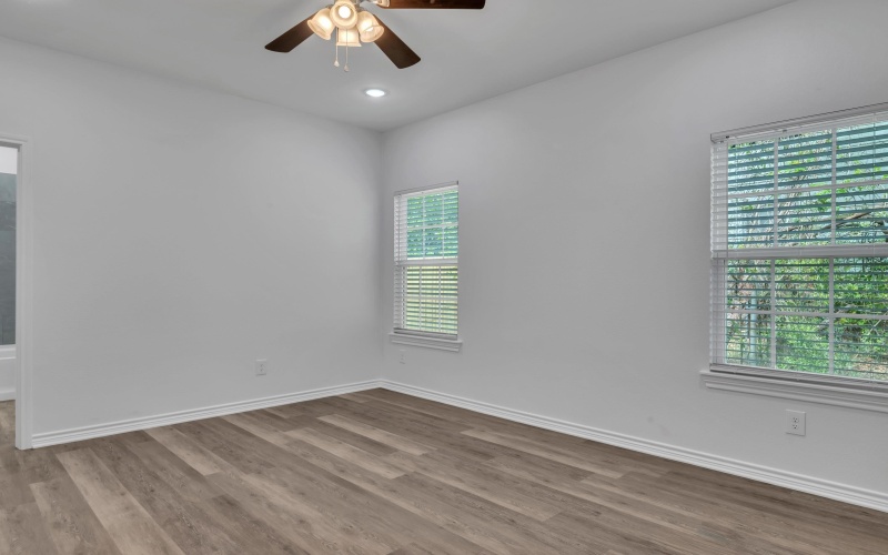 508 Oakdale, Longview, TX 75602, 3 Bedrooms Bedrooms, ,2 BathroomsBathrooms,Residential,For Sale,508 Oakdale,0,20262239