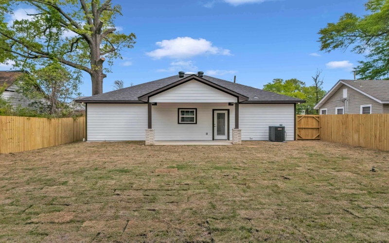 508 Oakdale, Longview, TX 75602, 3 Bedrooms Bedrooms, ,2 BathroomsBathrooms,Residential,For Sale,508 Oakdale,0,20262239