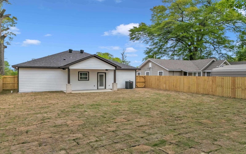 508 Oakdale, Longview, TX 75602, 3 Bedrooms Bedrooms, ,2 BathroomsBathrooms,Residential,For Sale,508 Oakdale,0,20262239