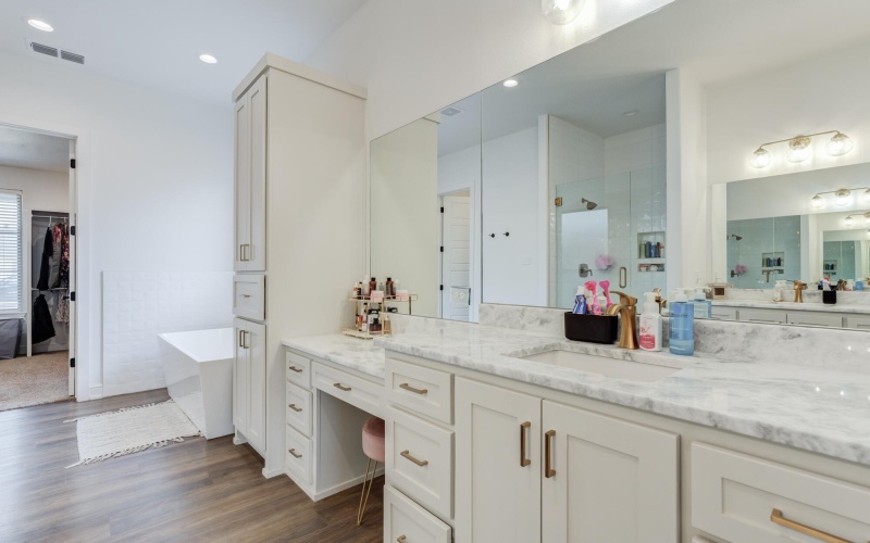 4624 139th Street, Lubbock, TX 79424, 4 Bedrooms Bedrooms, ,3 BathroomsBathrooms,Residential,For Sale,4624 139th Street,0,202604113