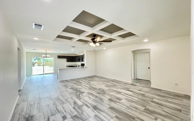 2255 Woodlawn Drive, San Angelo, TX 76901, 3 Habitaciones Habitaciones , ,2 BañosBaños,Residential,En Venta,2255 Woodlawn Drive,0,131811