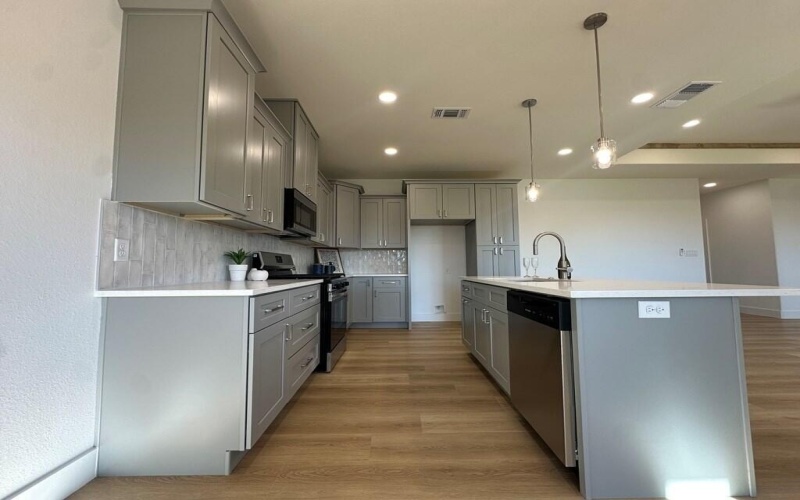 3141 Maplewood Drive, San Angelo, TX 76904, 4 Bedrooms Bedrooms, ,2 BathroomsBathrooms,Residential,For Sale,3141 Maplewood Drive,0,200000