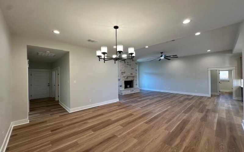 3605 Clearview Drive, San Angelo, TX 76904, 4 Bedrooms Bedrooms, ,3 BathroomsBathrooms,Residential,For Sale,3605 Clearview Drive,0,200002