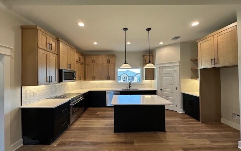 3605 Clearview Drive, San Angelo, TX 76904, 4 Bedrooms Bedrooms, ,3 BathroomsBathrooms,Residential,For Sale,3605 Clearview Drive,0,200002