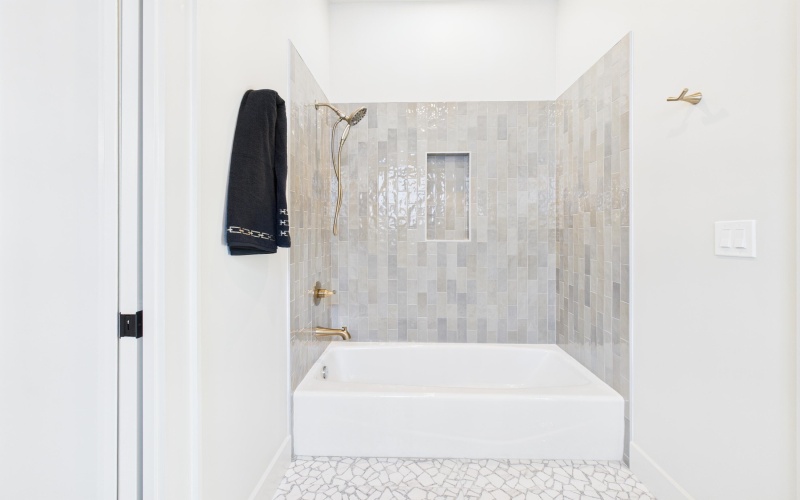 1603 Paseo De Vaca Street, San Angelo, TX 76901, 4 Habitaciones Habitaciones , ,3 BañosBaños,Residential,En Venta,1603 Paseo De Vaca Street,0,200005