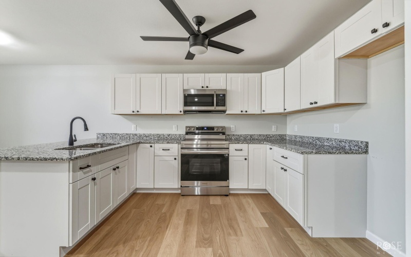 214 W 18th Street, San Angelo, TX 76903, 6 Bedrooms Bedrooms, ,Residential Multi Family,For Sale,214 W 18th Street,0,200148