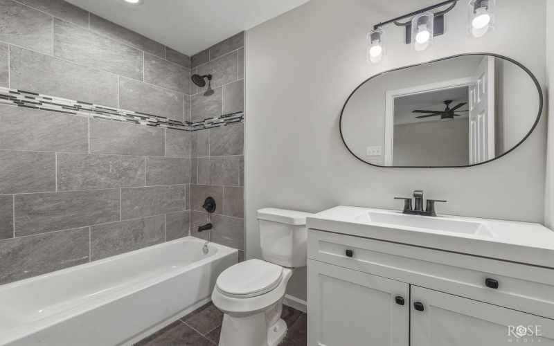 214 W 18th Street, San Angelo, TX 76903, 6 Bedrooms Bedrooms, ,Residential Multi Family,For Sale,214 W 18th Street,0,200148