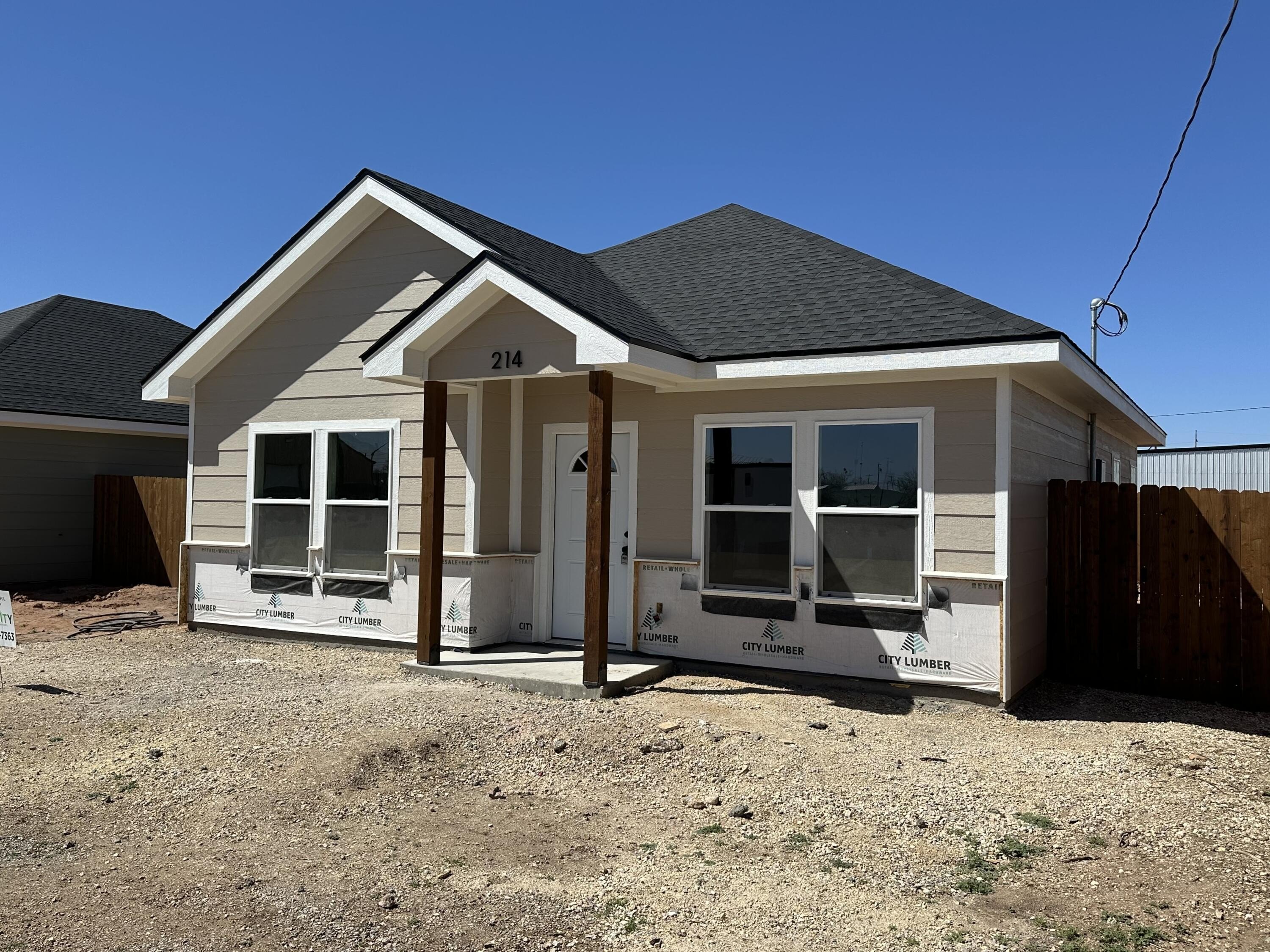 214 W 27th Street, San Angelo, TX 76903, 2 Bedrooms Bedrooms, ,1 BathroomBathrooms,Residential,For Sale,214 W 27th Street,0,200185