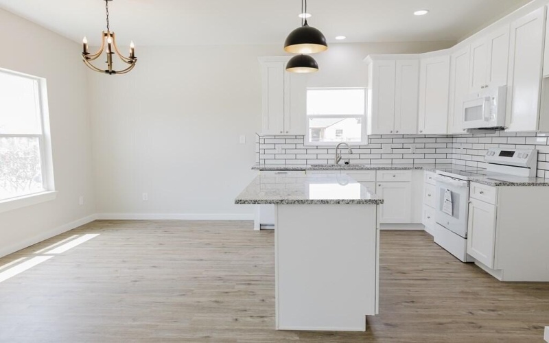 214 W 27th Street, San Angelo, TX 76903, 2 Bedrooms Bedrooms, ,1 BathroomBathrooms,Residential,For Sale,214 W 27th Street,0,200185