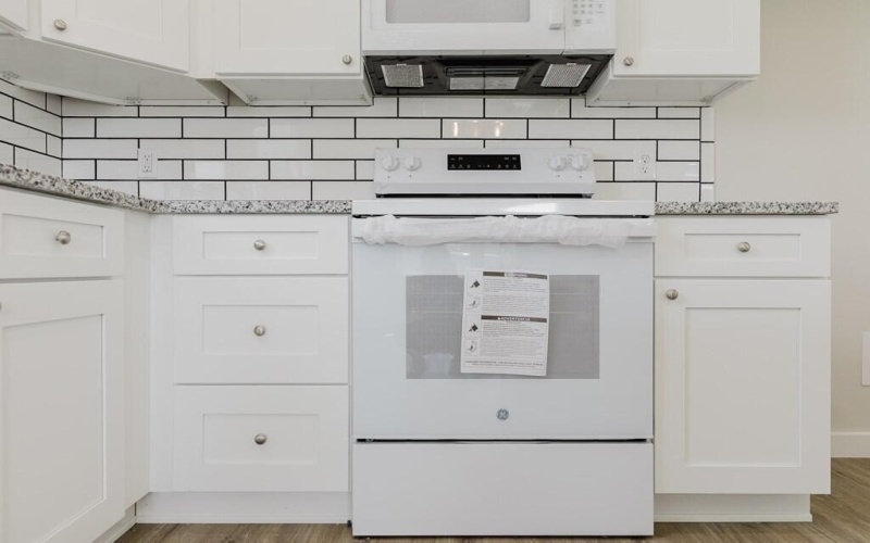 214 W 27th Street, San Angelo, TX 76903, 2 Bedrooms Bedrooms, ,1 BathroomBathrooms,Residential,For Sale,214 W 27th Street,0,200185