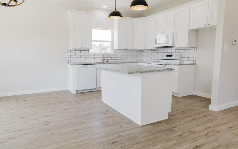 218 W 27th Street, San Angelo, TX 76903, 2 Habitaciones Habitaciones , ,1 BañoBaños,Residential,En Venta,218 W 27th Street,0,200186