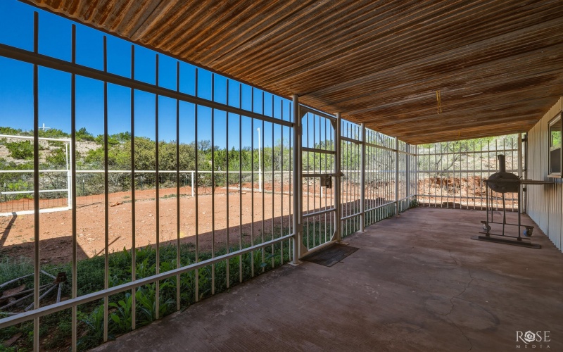 10261 N Us Hwy 277, San Angelo, TX 76905, 2 Habitaciones Habitaciones , ,1 BañoBaños,Residential,En Venta,10261 N Us Hwy 277,0,200242