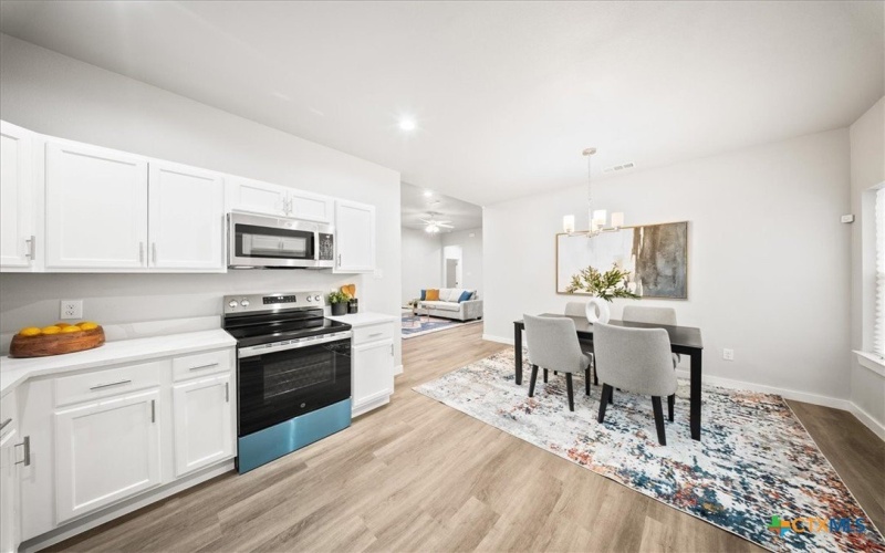 1624 E Collin, Corsicana, TX 75110, 3 Bedrooms Bedrooms, ,2 BathroomsBathrooms,Residential,For Sale,1624 E Collin,0,593684