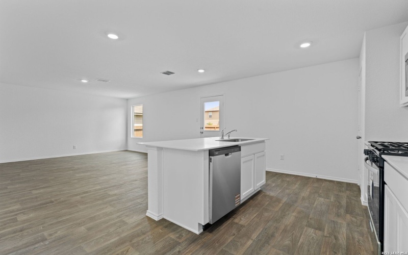 12611 Desert Fox, Converse, TX 78109, 4 Habitaciones Habitaciones , ,2 BañosBaños,Residential,En Venta,12611 Desert Fox,0,1953374