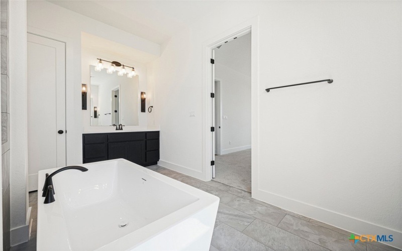 104 Big Muhly Pass, San Marcos, TX 78666, 4 Bedrooms Bedrooms, ,5 BathroomsBathrooms,Residential,For Sale,104 Big Muhly Pass,0,600074