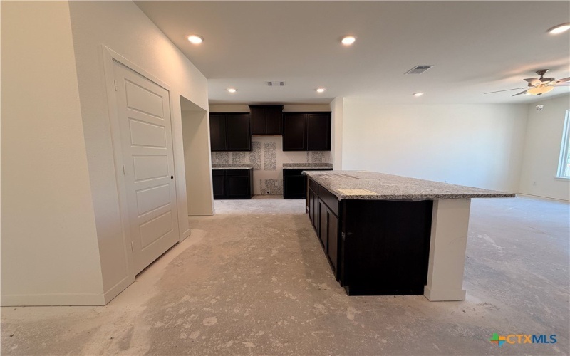 122 University Avenue, Troy, TX 76579, 3 Bedrooms Bedrooms, ,2 BathroomsBathrooms,Residential,For Sale,122 University Avenue,0,609005