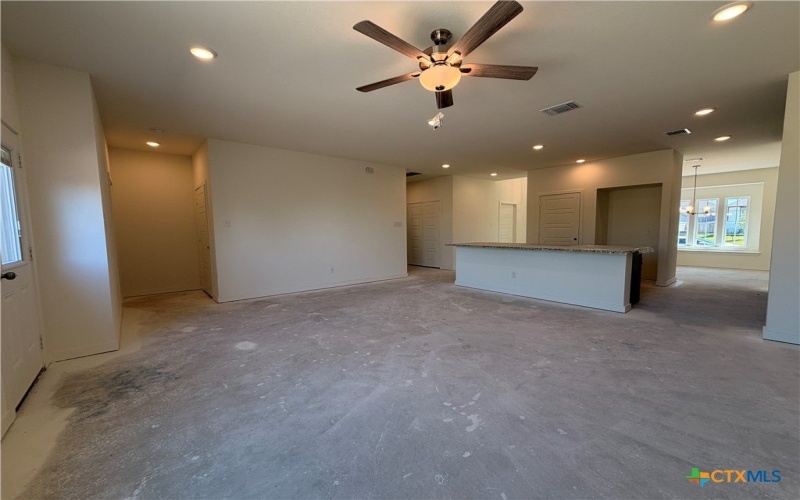 122 University Avenue, Troy, TX 76579, 3 Bedrooms Bedrooms, ,2 BathroomsBathrooms,Residential,For Sale,122 University Avenue,0,609005