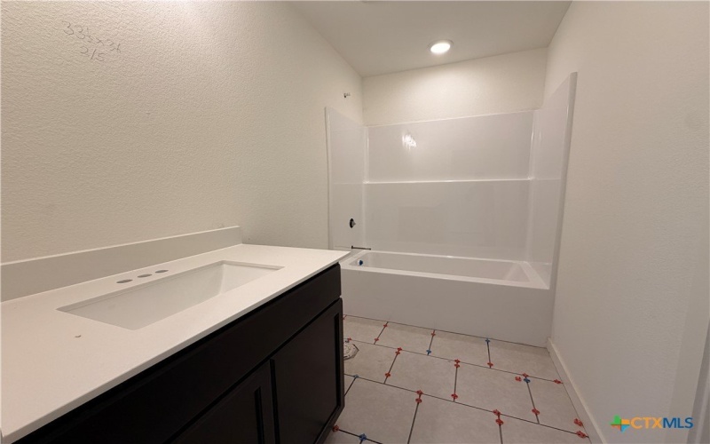 122 University Avenue, Troy, TX 76579, 3 Bedrooms Bedrooms, ,2 BathroomsBathrooms,Residential,For Sale,122 University Avenue,0,609005