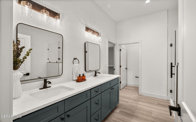 201 Desert Pass Street unit: A-5, El Paso, TX 79912, 3 Bedrooms Bedrooms, ,3 BathroomsBathrooms,Residential,For Sale,201 Desert Pass Street unit: A-5,0,941270