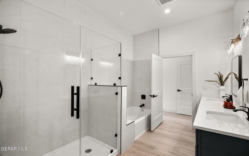 201 Desert Pass Street unit: A-5, El Paso, TX 79912, 3 Bedrooms Bedrooms, ,3 BathroomsBathrooms,Residential,For Sale,201 Desert Pass Street unit: A-5,0,941270