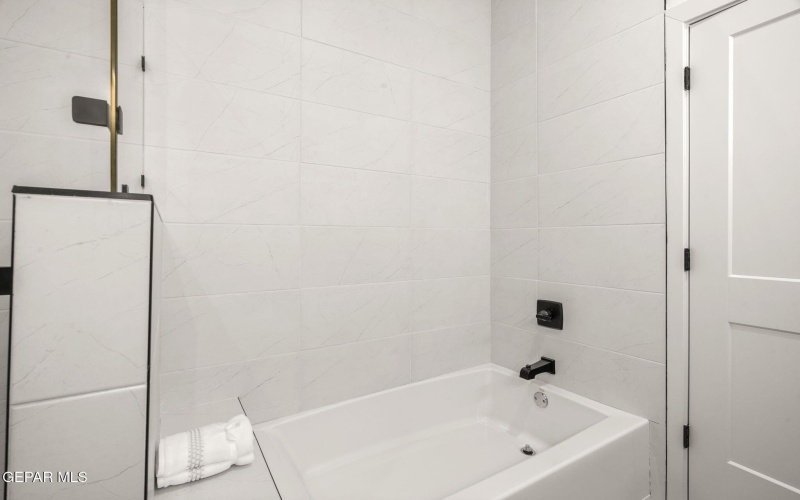 201 Desert Pass Street unit: A-5, El Paso, TX 79912, 3 Bedrooms Bedrooms, ,3 BathroomsBathrooms,Residential,For Sale,201 Desert Pass Street unit: A-5,0,941270