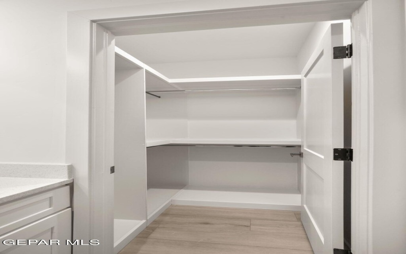 201 Desert Pass Street unit: A-1, El Paso, TX 79912, 3 Habitaciones Habitaciones , ,3 BañosBaños,Residential,En Venta,201 Desert Pass Street unit: A-1,0,941272