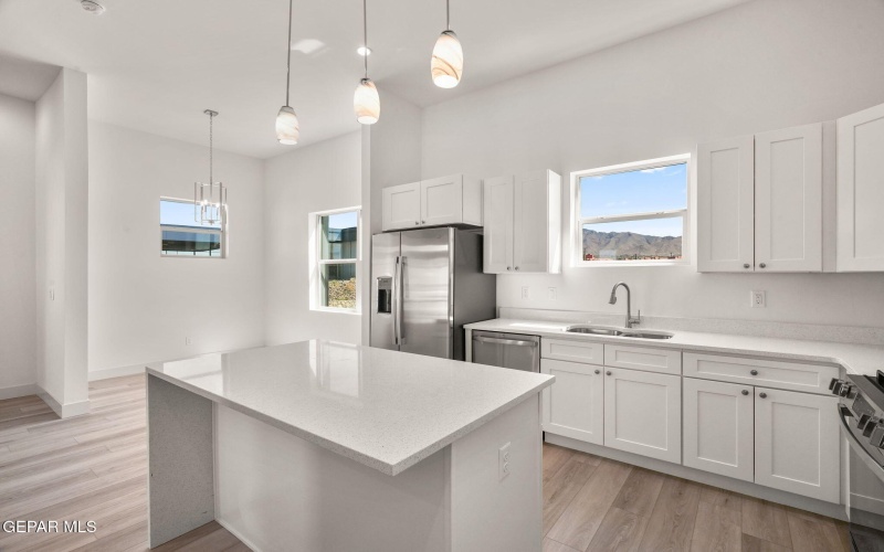 201 Desert Pass Street unit: A-1, El Paso, TX 79912, 3 Habitaciones Habitaciones , ,3 BañosBaños,Residential,En Venta,201 Desert Pass Street unit: A-1,0,941272