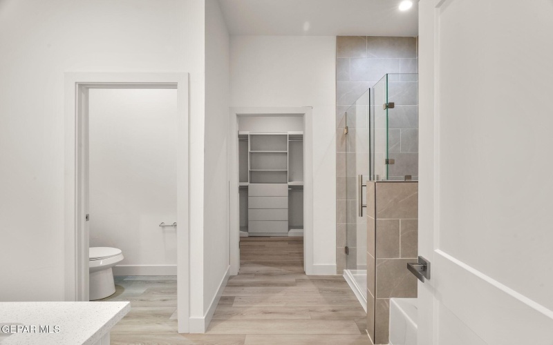 201 Desert Pass Street unit: A-1, El Paso, TX 79912, 3 Habitaciones Habitaciones , ,3 BañosBaños,Residential,En Venta,201 Desert Pass Street unit: A-1,0,941272