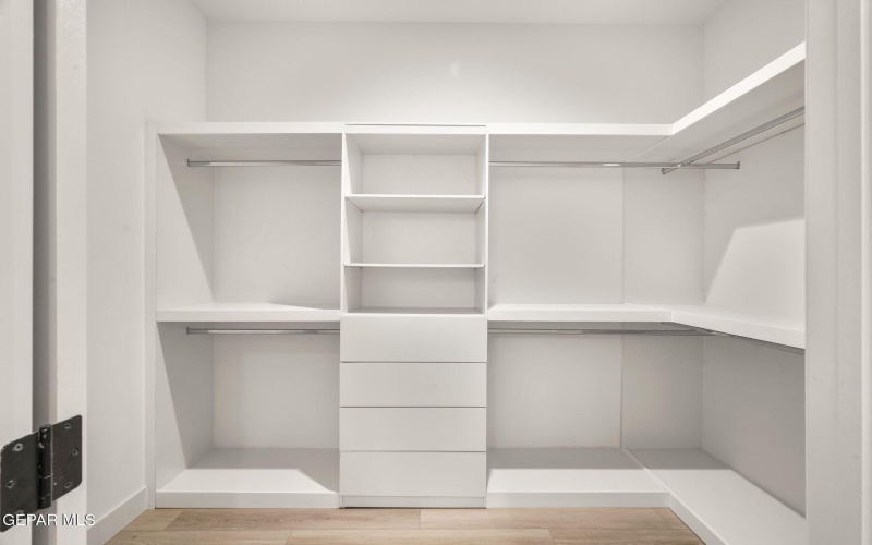 201 Desert Pass Street unit: A-1, El Paso, TX 79912, 3 Habitaciones Habitaciones , ,3 BañosBaños,Residential,En Venta,201 Desert Pass Street unit: A-1,0,941272