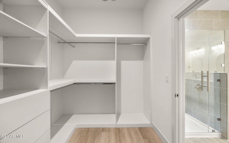 201 Desert Pass Street unit: A-1, El Paso, TX 79912, 3 Habitaciones Habitaciones , ,3 BañosBaños,Residential,En Venta,201 Desert Pass Street unit: A-1,0,941272