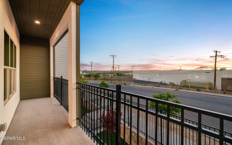 201 Desert Pass Street unit: A-1, El Paso, TX 79912, 3 Habitaciones Habitaciones , ,3 BañosBaños,Residential,En Venta,201 Desert Pass Street unit: A-1,0,941272