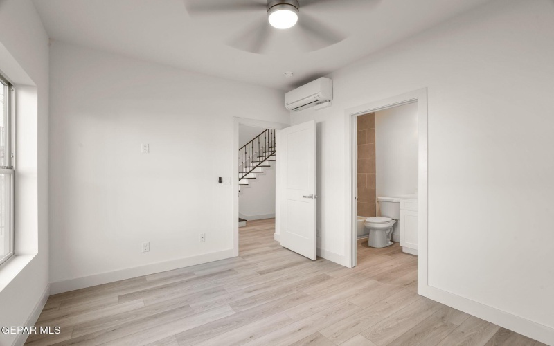 201 Desert Pass Street unit: A-1, El Paso, TX 79912, 3 Habitaciones Habitaciones , ,3 BañosBaños,Residential,En Venta,201 Desert Pass Street unit: A-1,0,941272