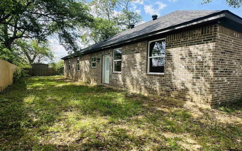 1002 E Main St, Whitehouse, TX 75791, 3 Bedrooms Bedrooms, ,2 BathroomsBathrooms,Residential,For Sale,1002 E Main St,0,26004503