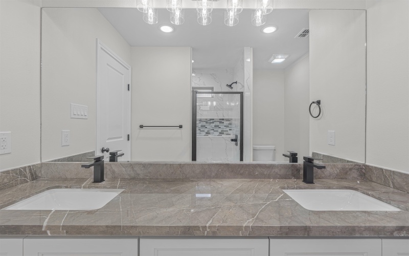 1413 Los Estribos Dr., laredo, TX 78046, 3 Habitaciones Habitaciones , ,2 BañosBaños,Residential,En Venta,1413 Los Estribos Dr.,0,20261526