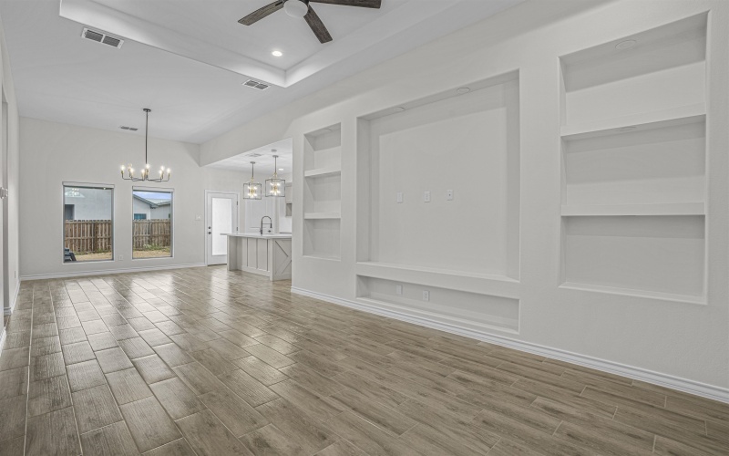 1413 Los Estribos Dr., laredo, TX 78046, 3 Habitaciones Habitaciones , ,2 BañosBaños,Residential,En Venta,1413 Los Estribos Dr.,0,20261526