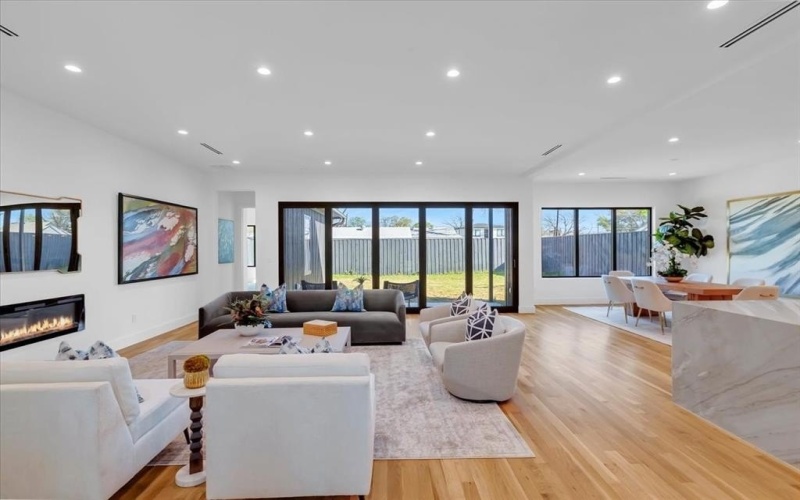 3753 Bolivar Drive, Dallas, TX 75220, 5 Bedrooms Bedrooms, ,6 BathroomsBathrooms,Residential,For Sale,3753 Bolivar Drive,0,21223088