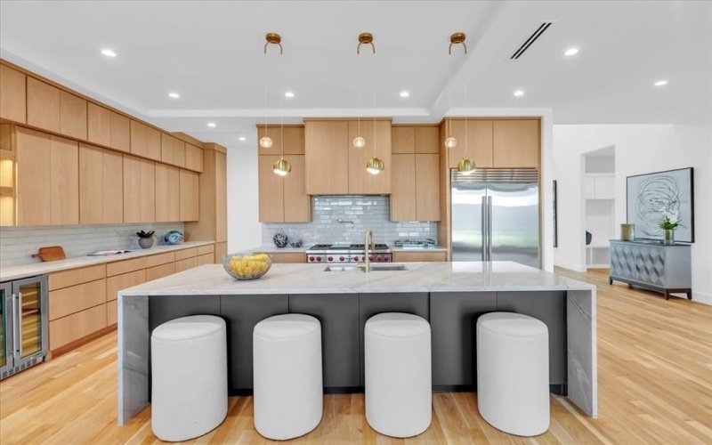 3753 Bolivar Drive, Dallas, TX 75220, 5 Bedrooms Bedrooms, ,6 BathroomsBathrooms,Residential,For Sale,3753 Bolivar Drive,0,21223088