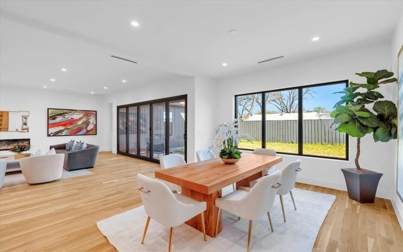 3753 Bolivar Drive, Dallas, TX 75220, 5 Bedrooms Bedrooms, ,6 BathroomsBathrooms,Residential,For Sale,3753 Bolivar Drive,0,21223088