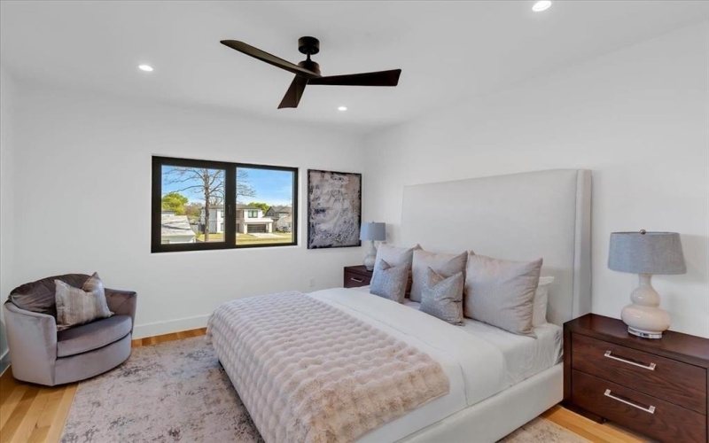 3753 Bolivar Drive, Dallas, TX 75220, 5 Bedrooms Bedrooms, ,6 BathroomsBathrooms,Residential,For Sale,3753 Bolivar Drive,0,21223088