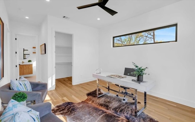 3753 Bolivar Drive, Dallas, TX 75220, 5 Bedrooms Bedrooms, ,6 BathroomsBathrooms,Residential,For Sale,3753 Bolivar Drive,0,21223088